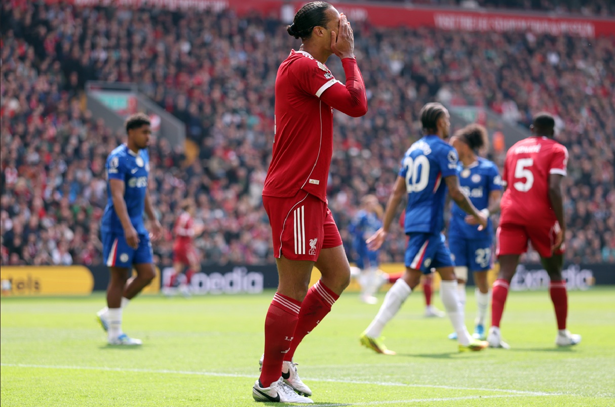 Virgil van Dijk reacts during Liverpool's game against Chelsea