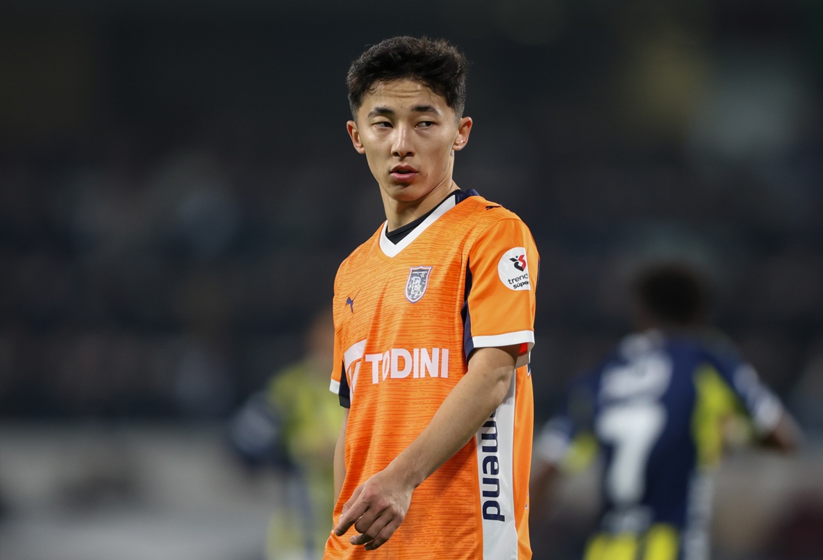 Liverpool scotus are reportedly set to watch Uzbekistan winger Abbosbek Fayzullaev at the World Cup