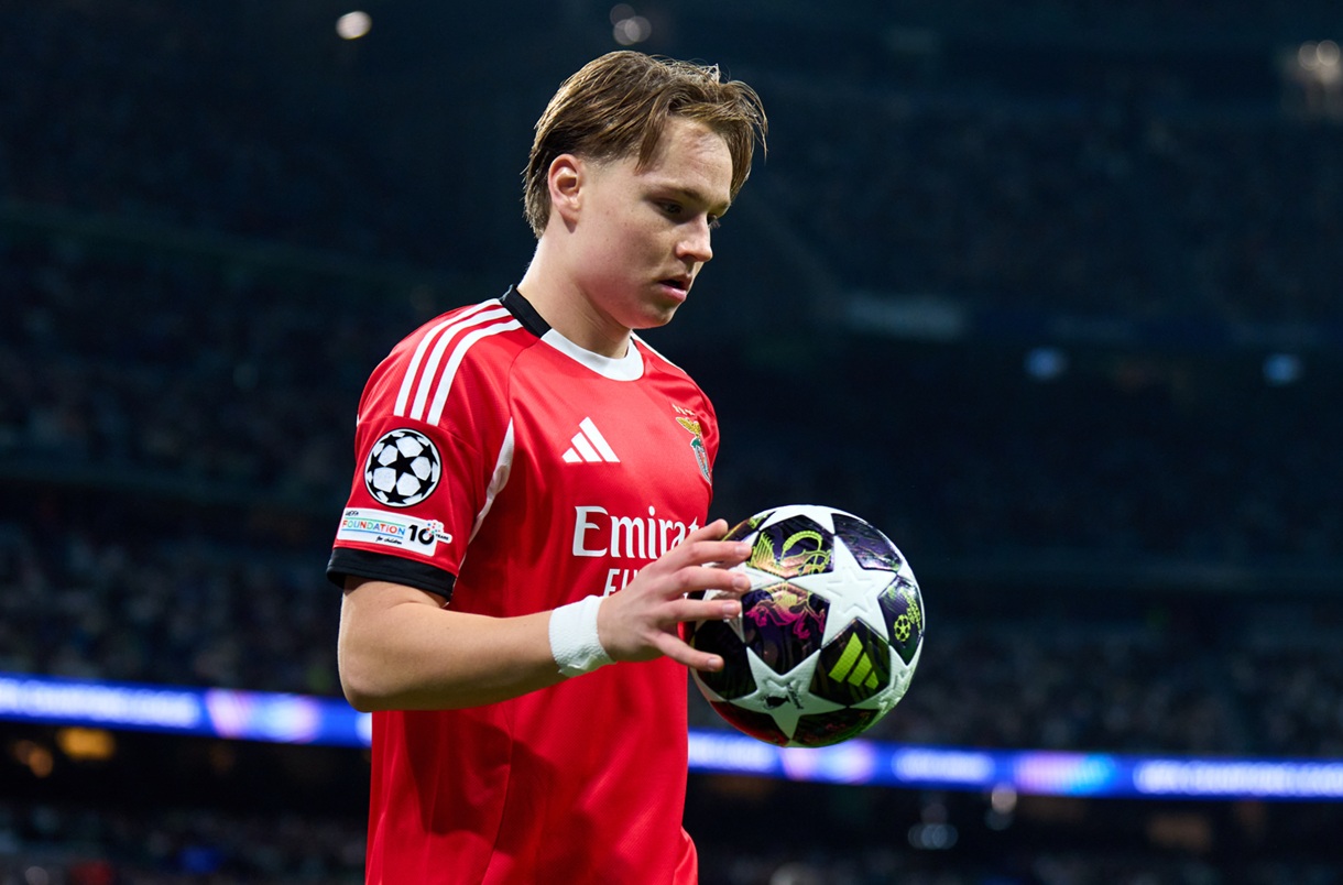Liverpool are reportedly following Benfica winger Andreas Schjelderup