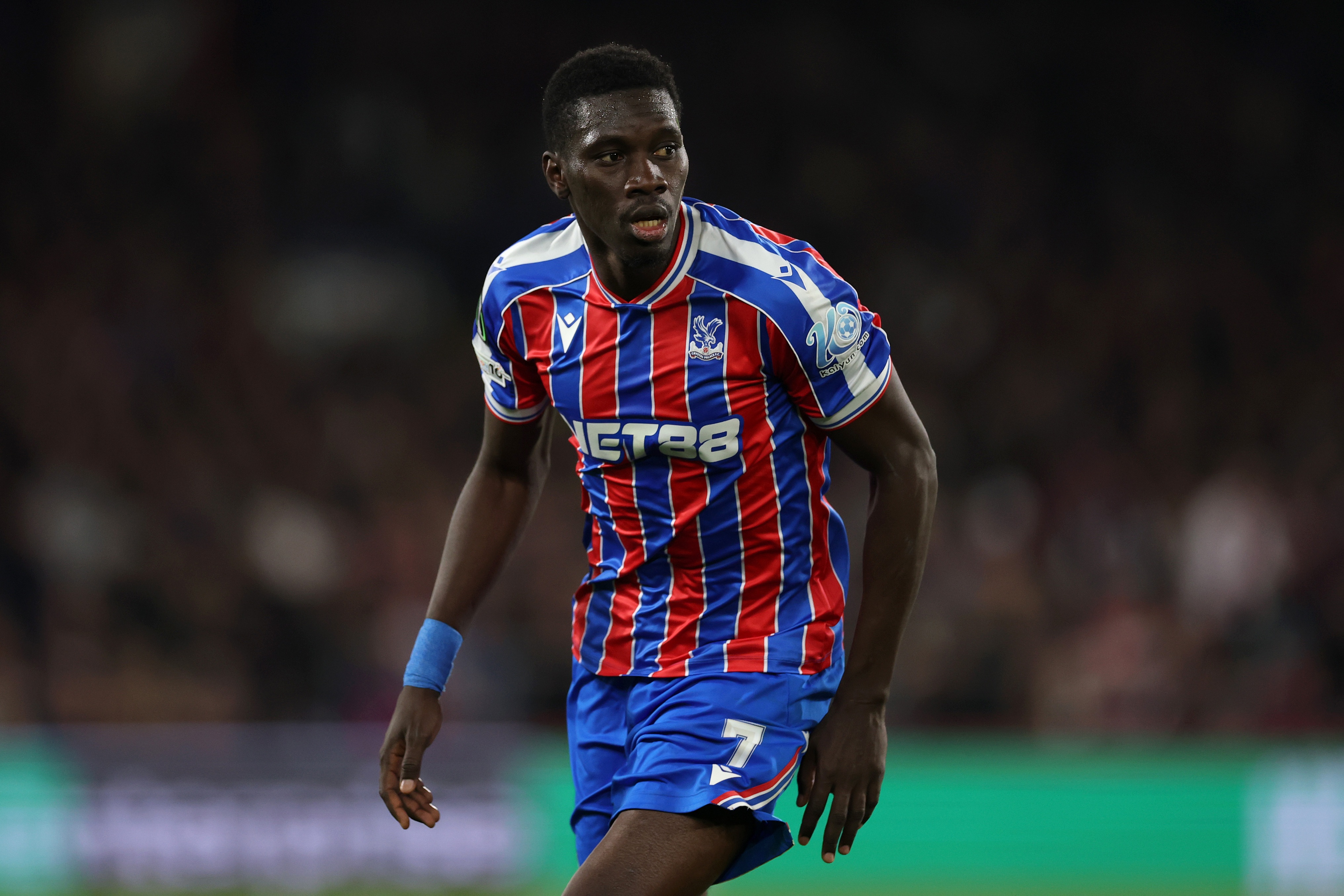 Liverpool transfer target Ismaila Sarr looks on during Crystal Palace game.