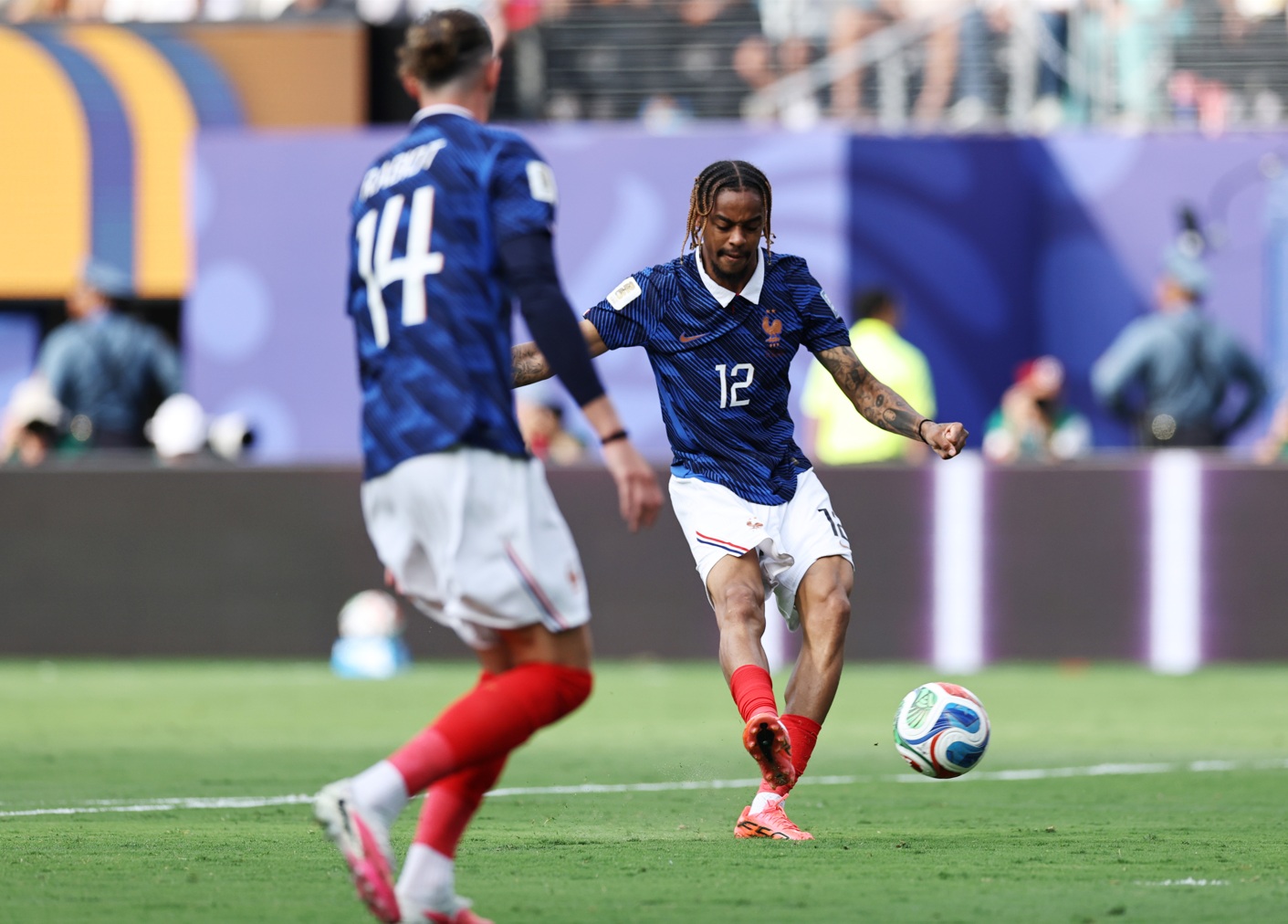 Bradley Barcola shoots for goal at the World Cup