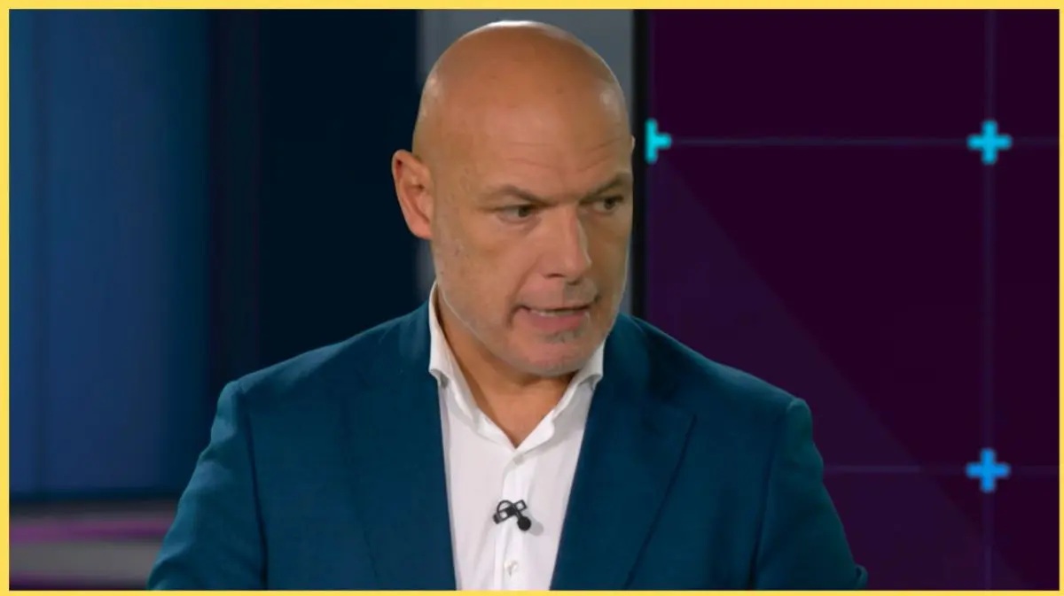 ‘Really good call’ – Howard Webb stands over big VAR decision from recent Liverpool fixture